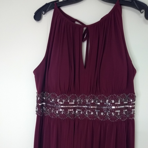 Women's Sleeveless long formal dress with beaded waist Sz 14 - Picture 2 of 10